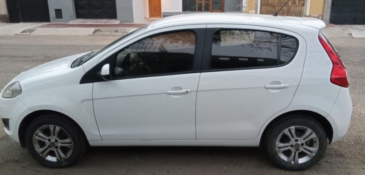 Fiat Nuevo Palio Usado en Mendoza, deRuedas