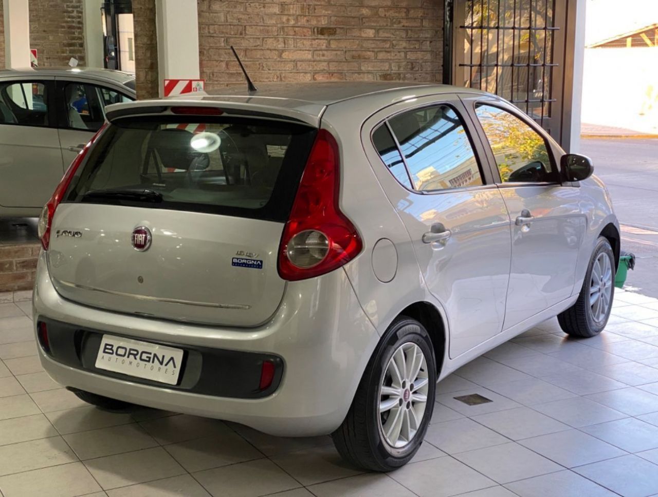 Fiat Nuevo Palio Usado Financiado en Mendoza, deRuedas