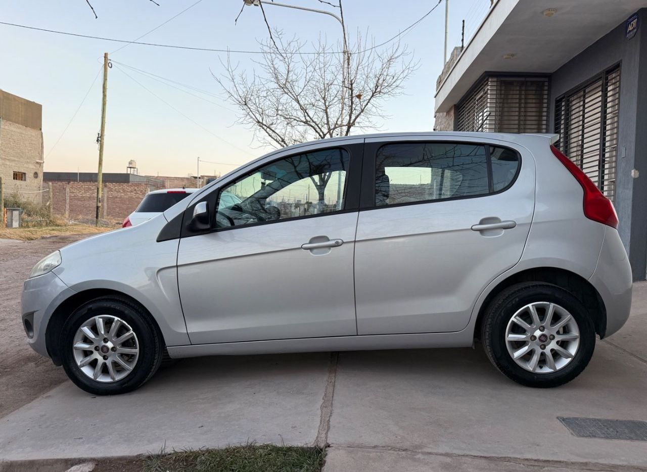 Fiat Nuevo Palio Usado en Mendoza, deRuedas