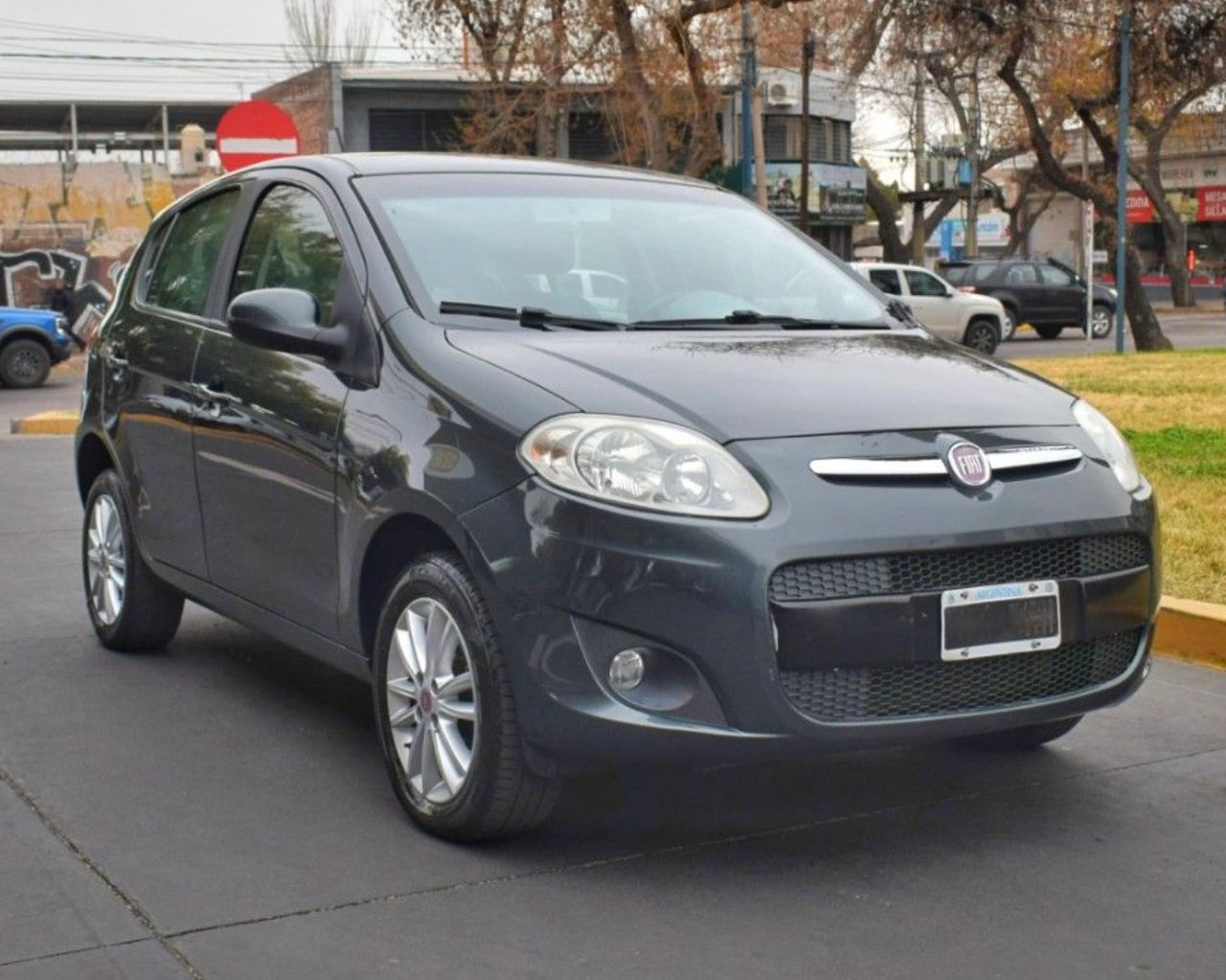 Fiat Nuevo Palio Usado Financiado en Mendoza, deRuedas