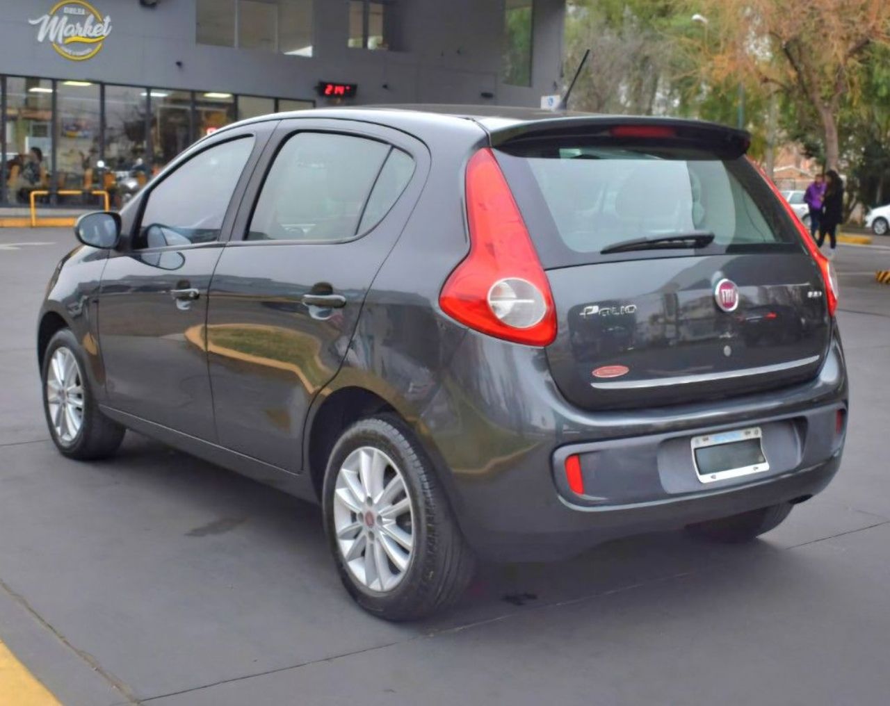 Fiat Nuevo Palio Usado Financiado en Mendoza, deRuedas