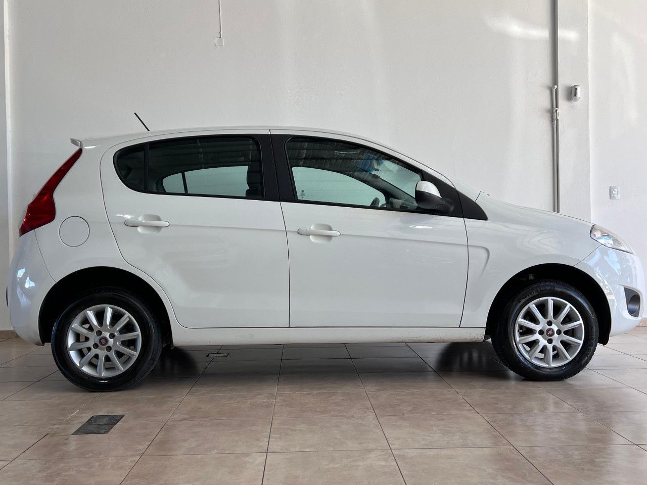 Fiat Nuevo Palio Usado Financiado en Córdoba, deRuedas