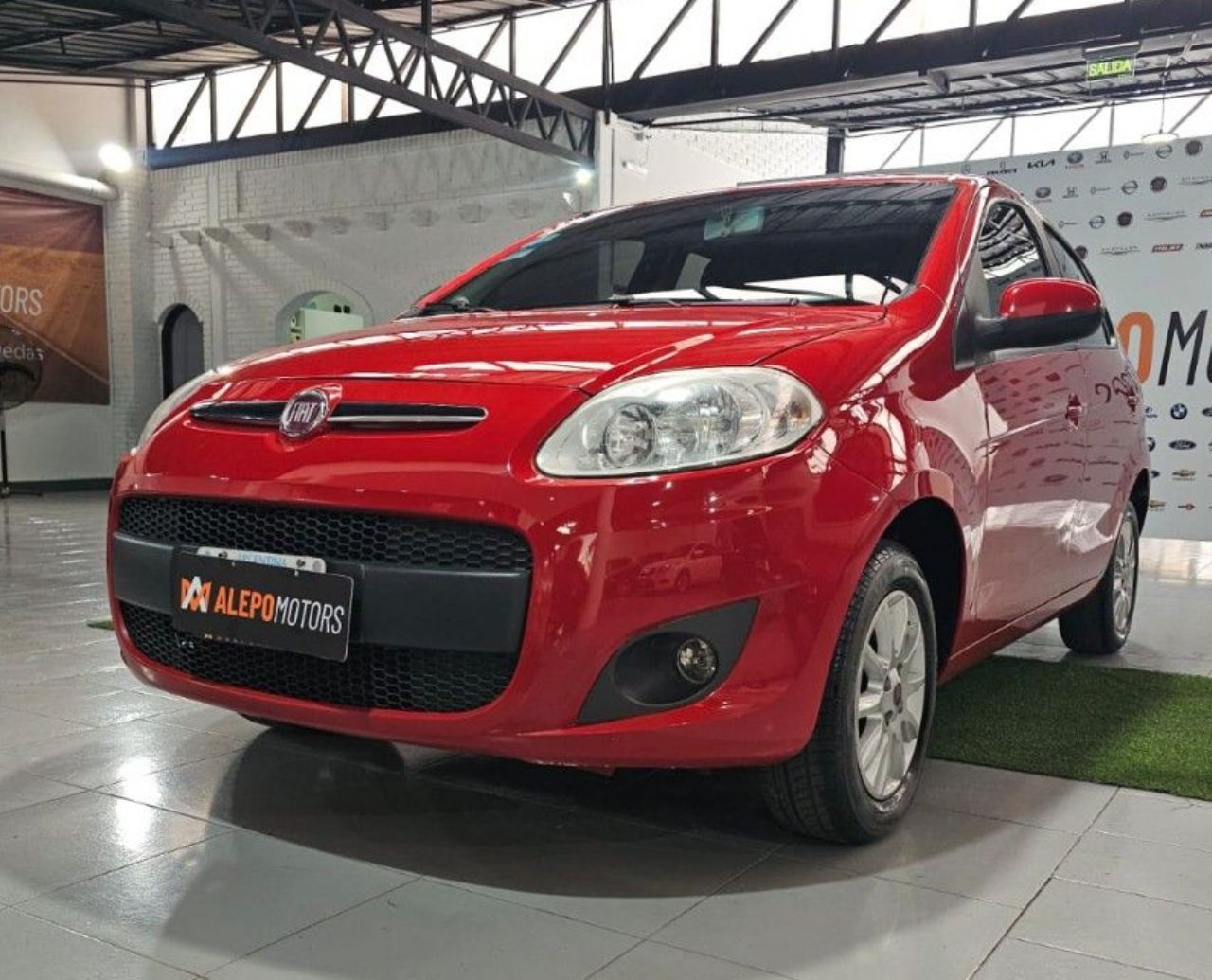 Fiat Nuevo Palio Usado Financiado en Mendoza, deRuedas