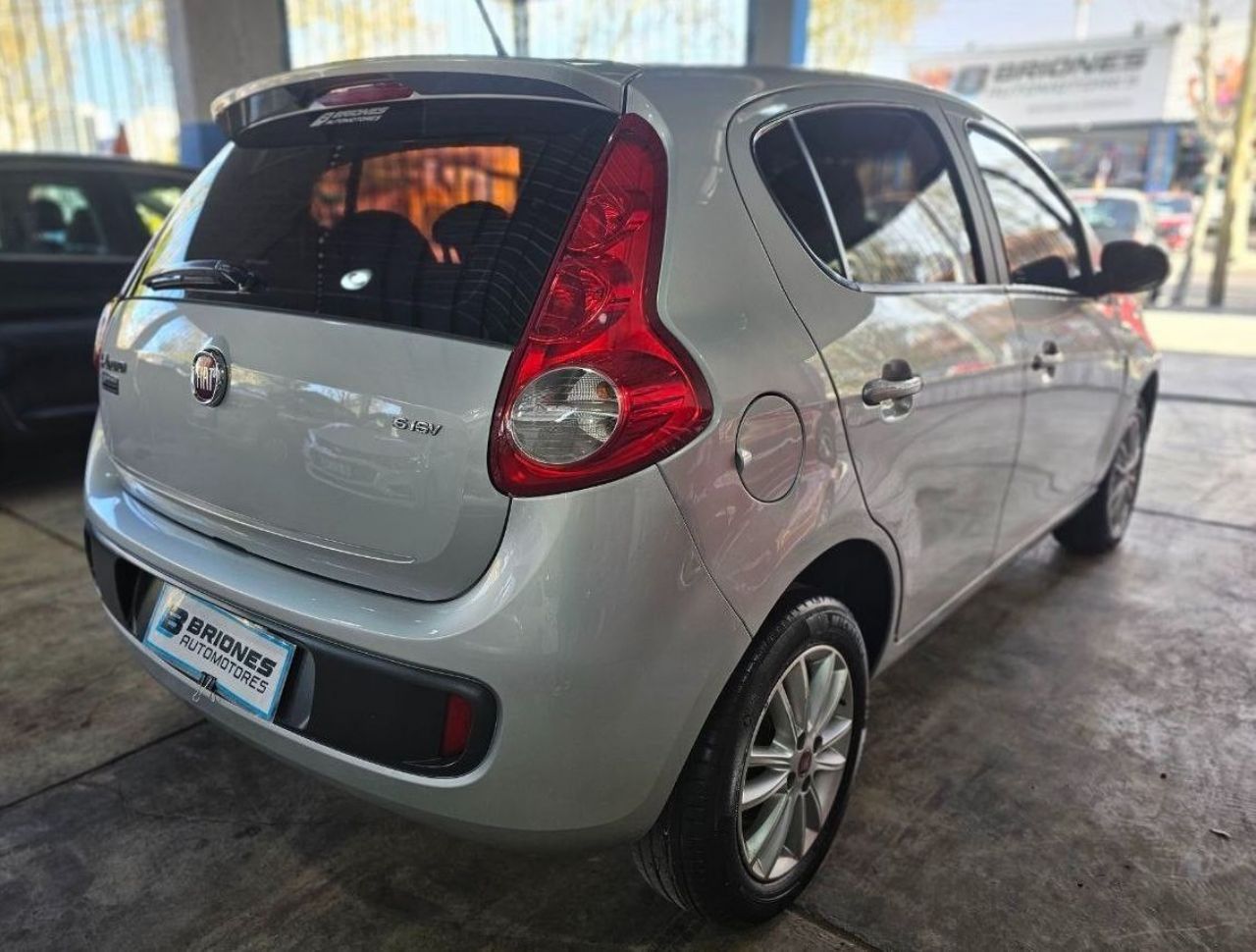Fiat Nuevo Palio Usado en Mendoza, deRuedas