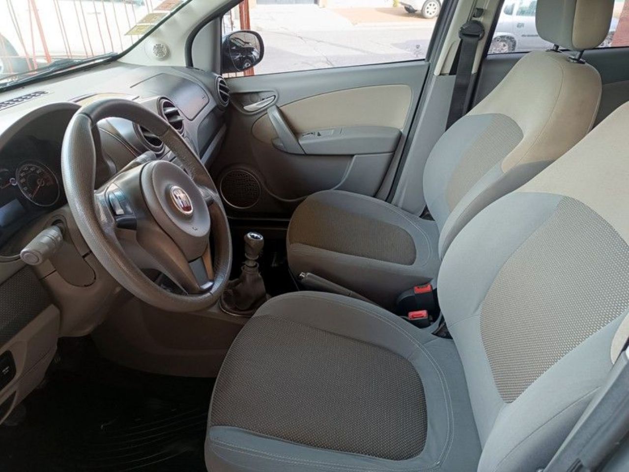 Fiat Nuevo Palio Usado Financiado en Buenos Aires, deRuedas