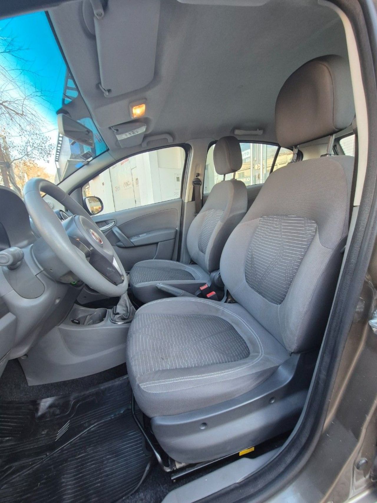 Fiat Nuevo Palio Usado Financiado en Mendoza, deRuedas