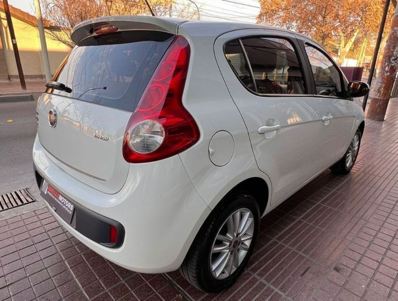 Fiat Nuevo Palio Usado Financiado en Mendoza, deRuedas