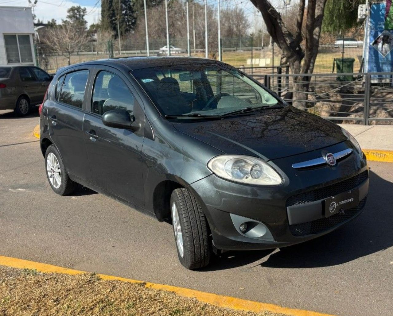 Fiat Nuevo Palio Usado Financiado en Mendoza, deRuedas