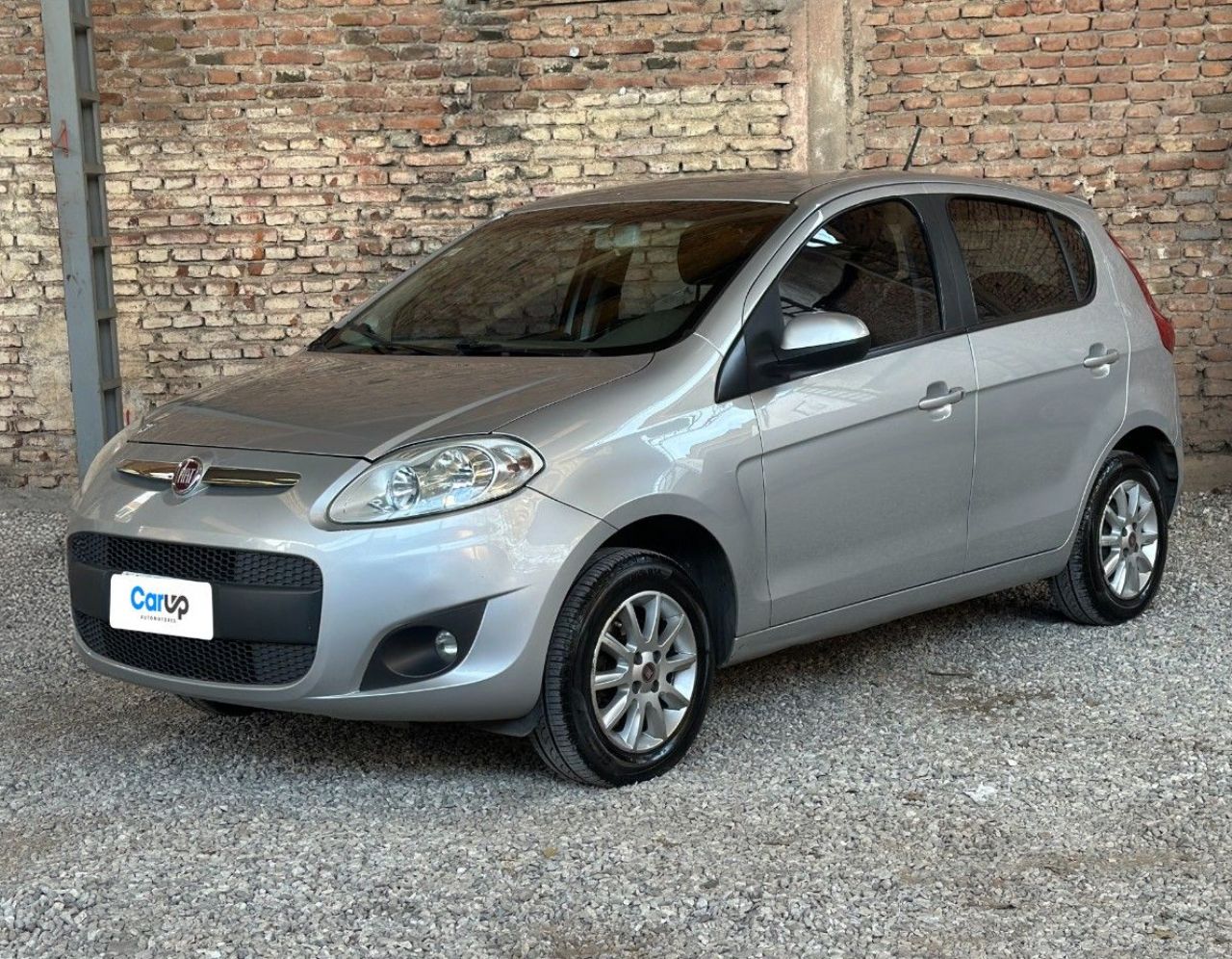 Fiat Nuevo Palio Usado Financiado en Córdoba, deRuedas