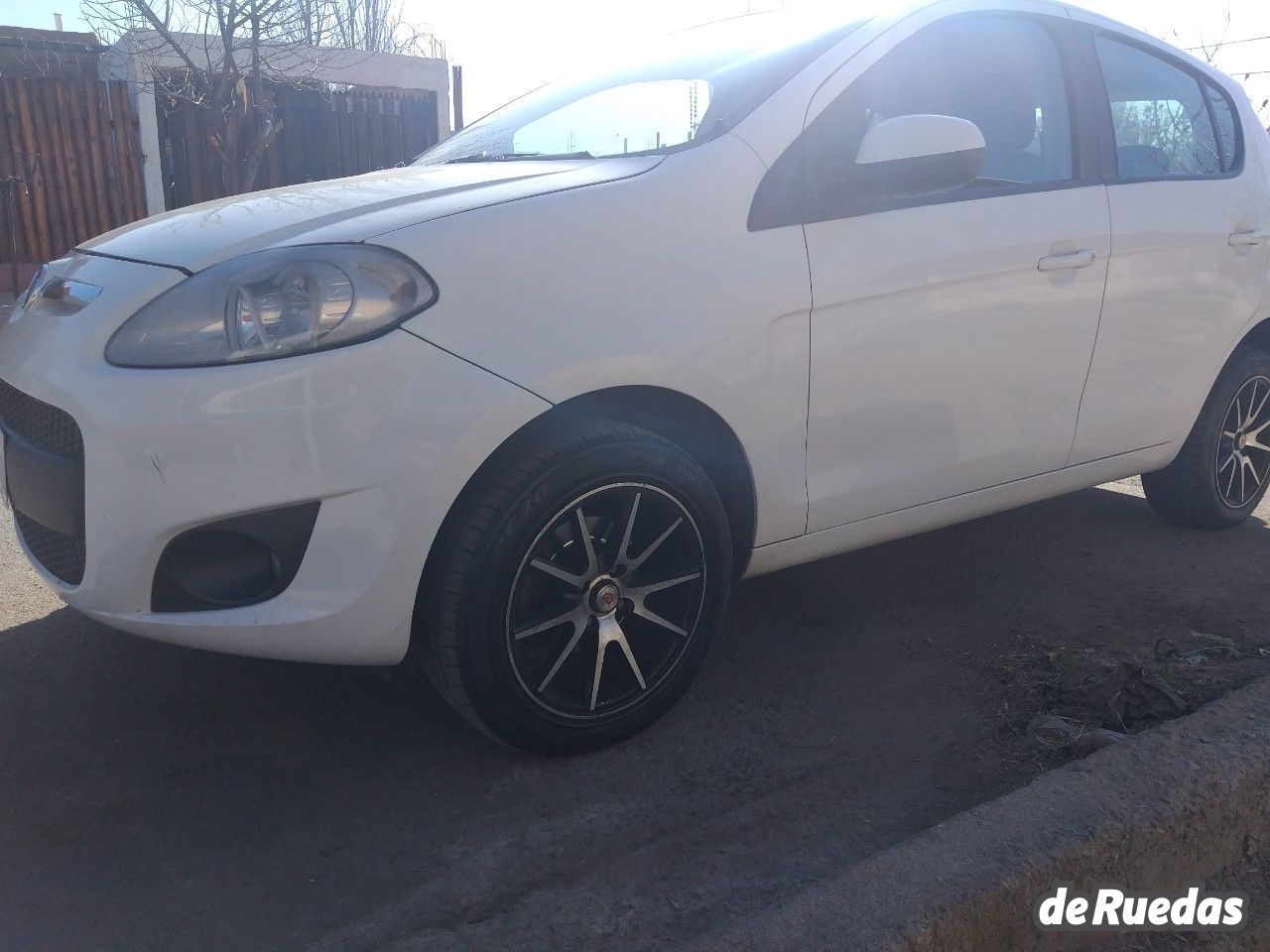 Fiat Nuevo Palio Usado en Mendoza, deRuedas