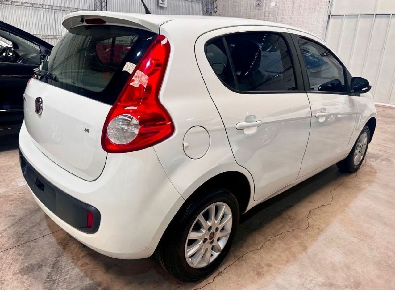 Fiat Nuevo Palio Usado Financiado en Mendoza, deRuedas