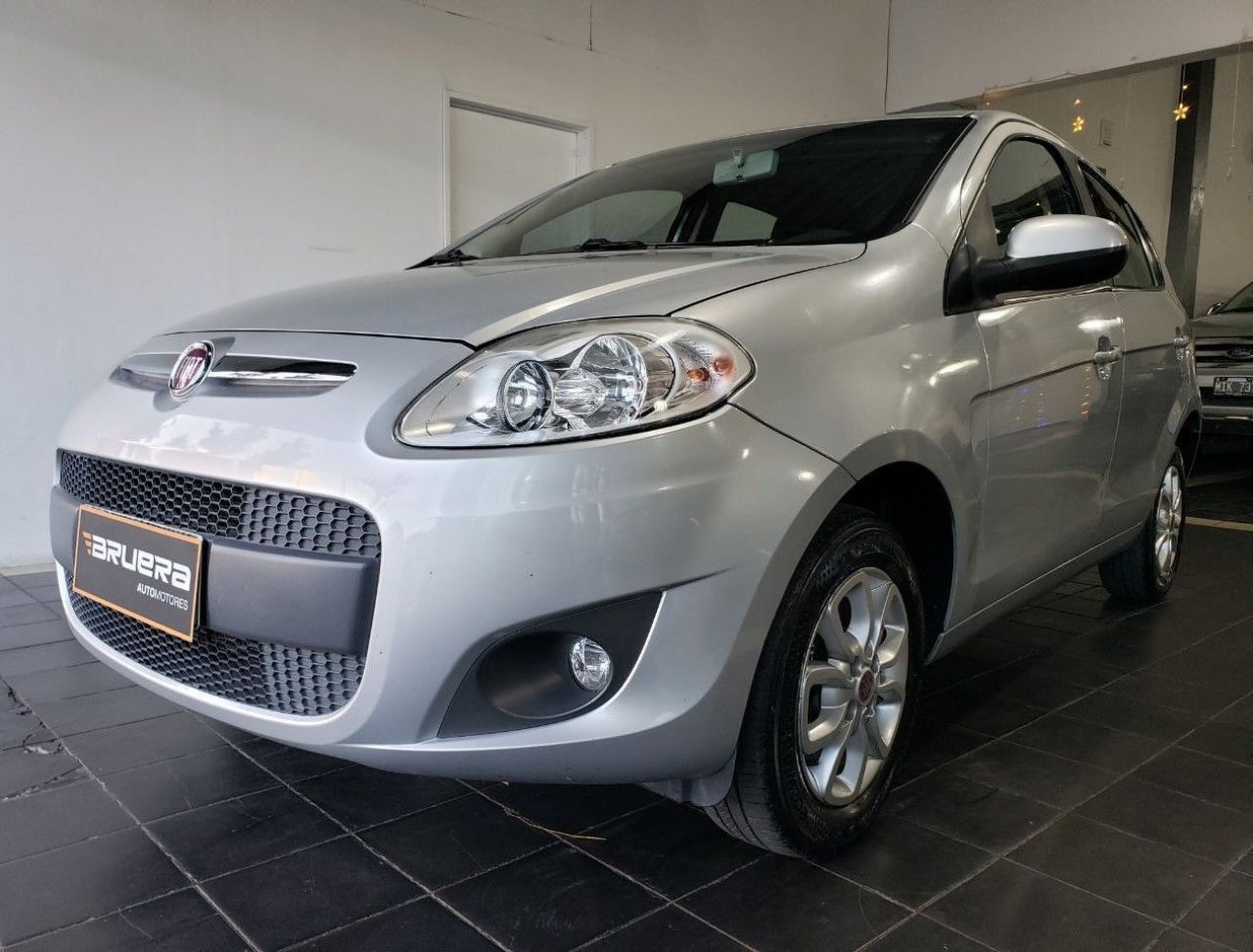 Fiat Nuevo Palio Usado Financiado en Mendoza, deRuedas