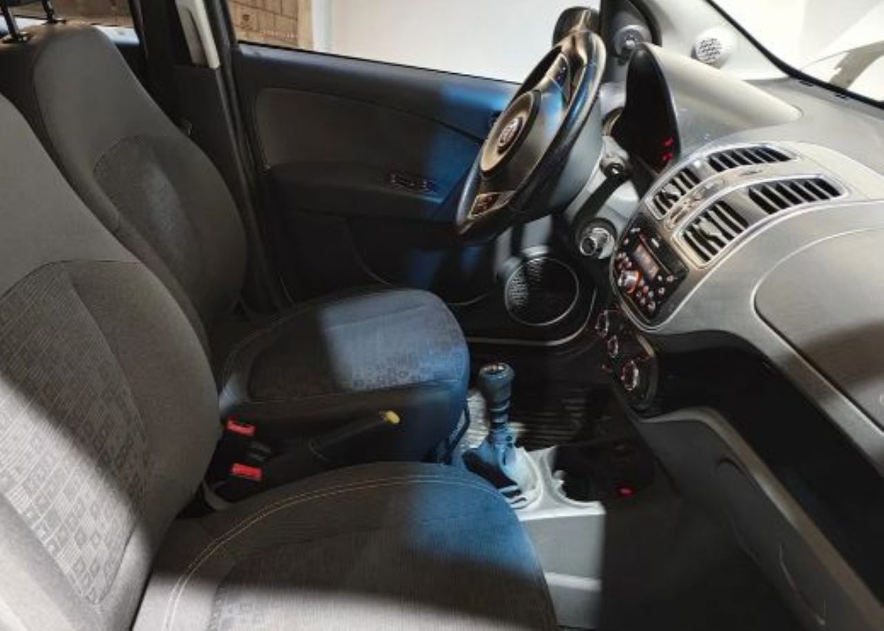 Fiat Nuevo Palio Usado en Córdoba, deRuedas