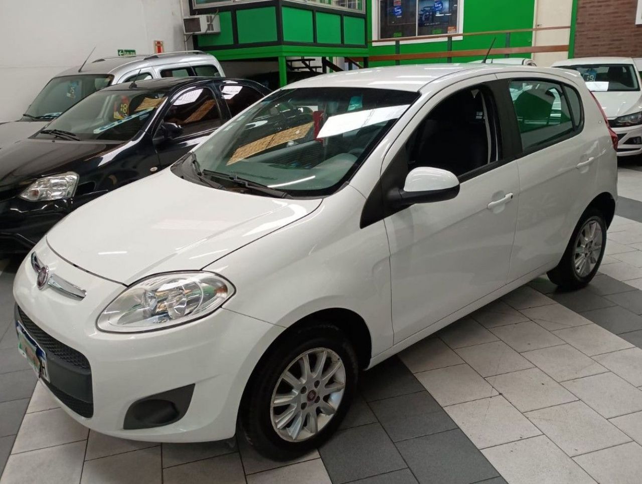 Fiat Nuevo Palio Usado Financiado en Córdoba, deRuedas