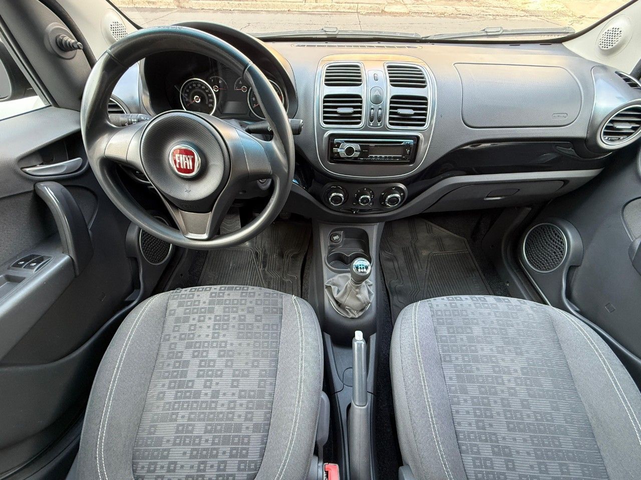 Fiat Nuevo Palio Usado Financiado en Mendoza, deRuedas