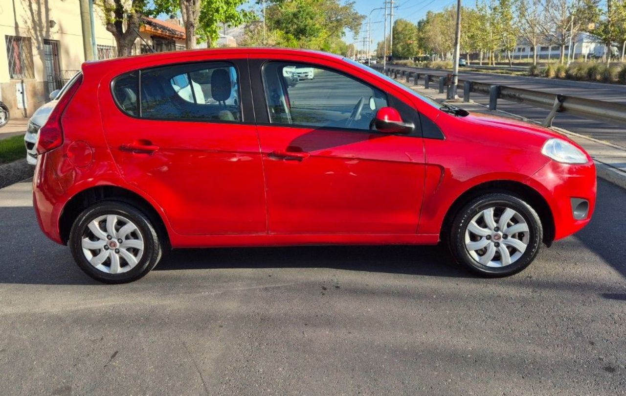 Fiat Nuevo Palio Usado Financiado en Mendoza, deRuedas