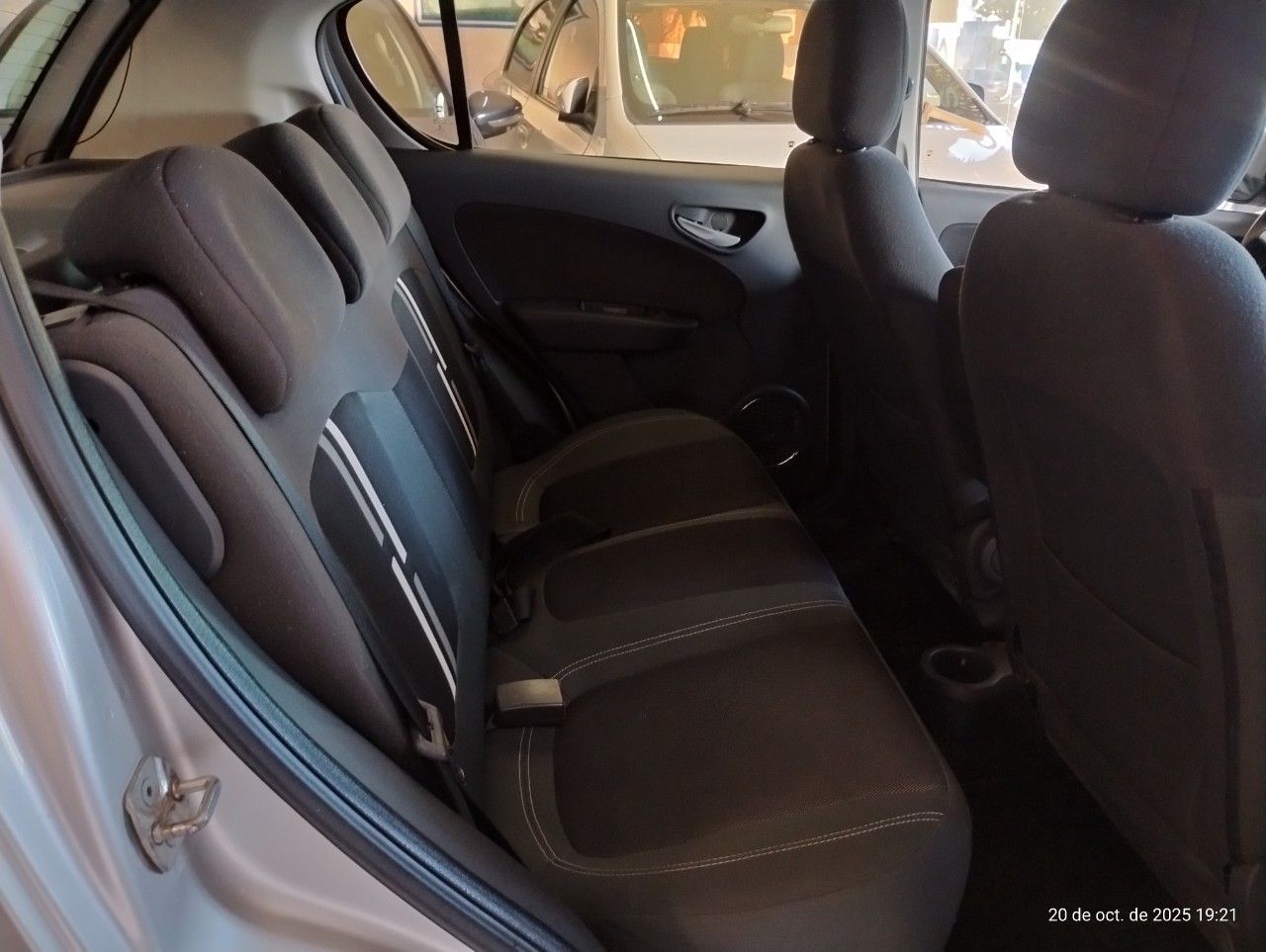 Fiat Nuevo Palio Usado Financiado en Mendoza, deRuedas