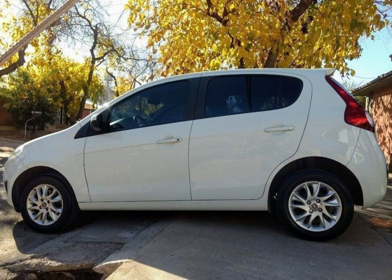 Fiat Nuevo Palio Usado en Mendoza, deRuedas