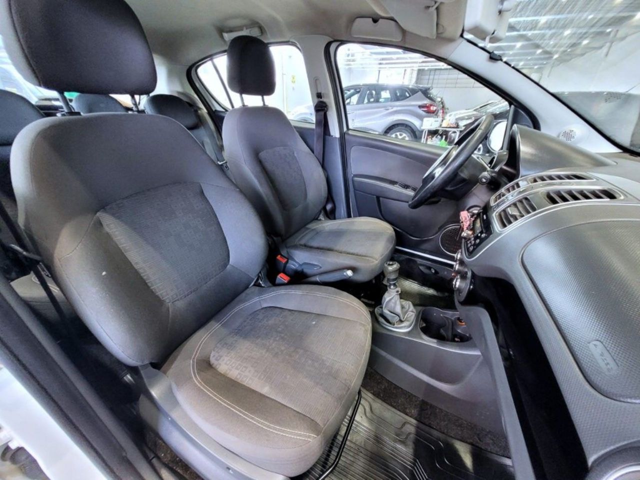 Fiat Nuevo Palio Usado Financiado en Córdoba, deRuedas