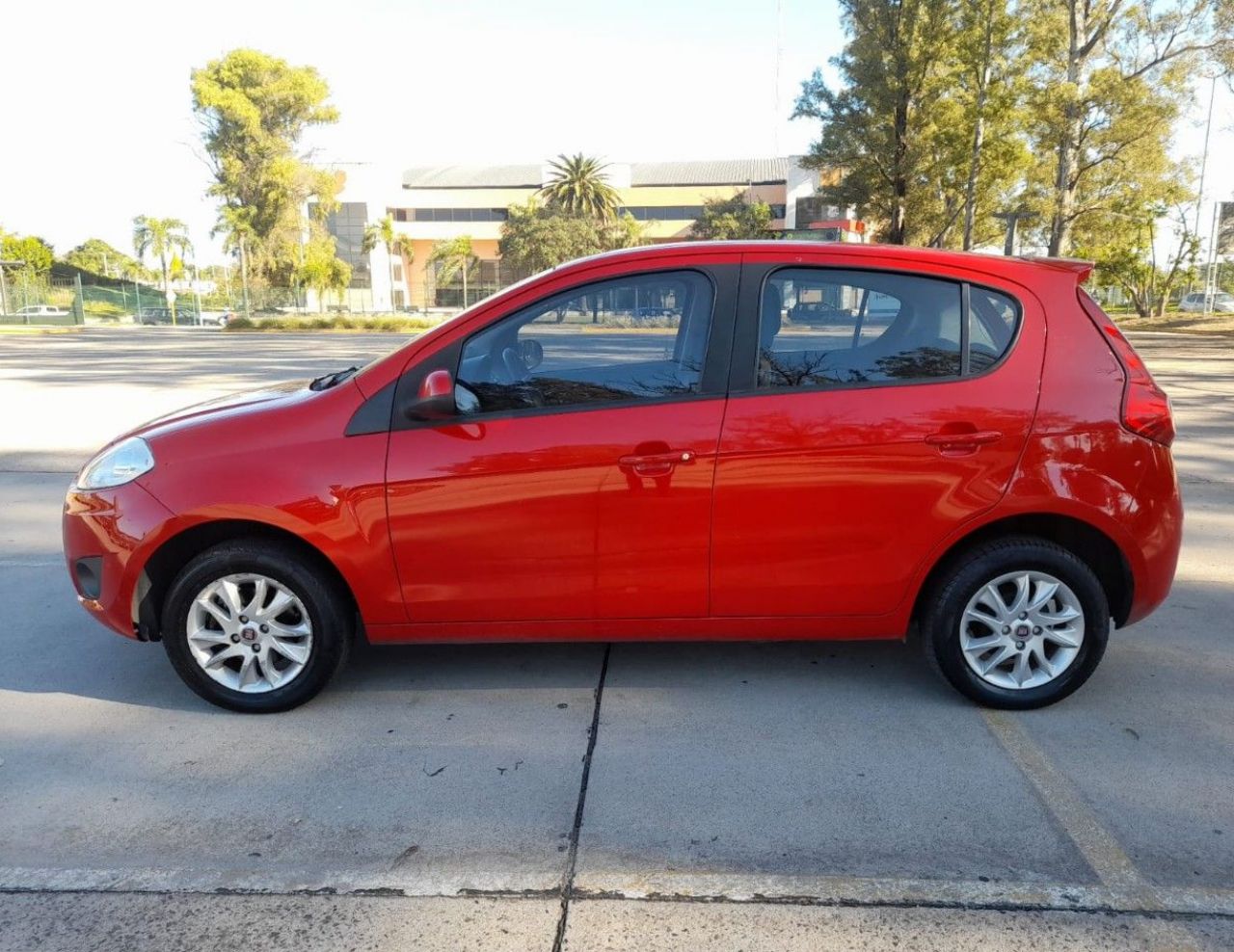 Fiat Nuevo Palio Usado Financiado en Córdoba, deRuedas