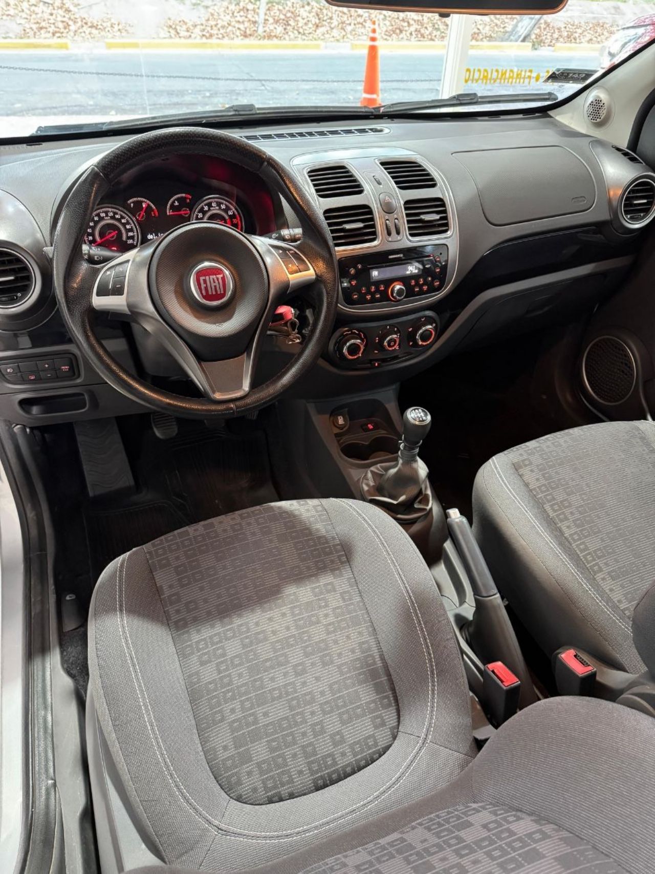 Fiat Nuevo Palio Usado Financiado en Mendoza, deRuedas