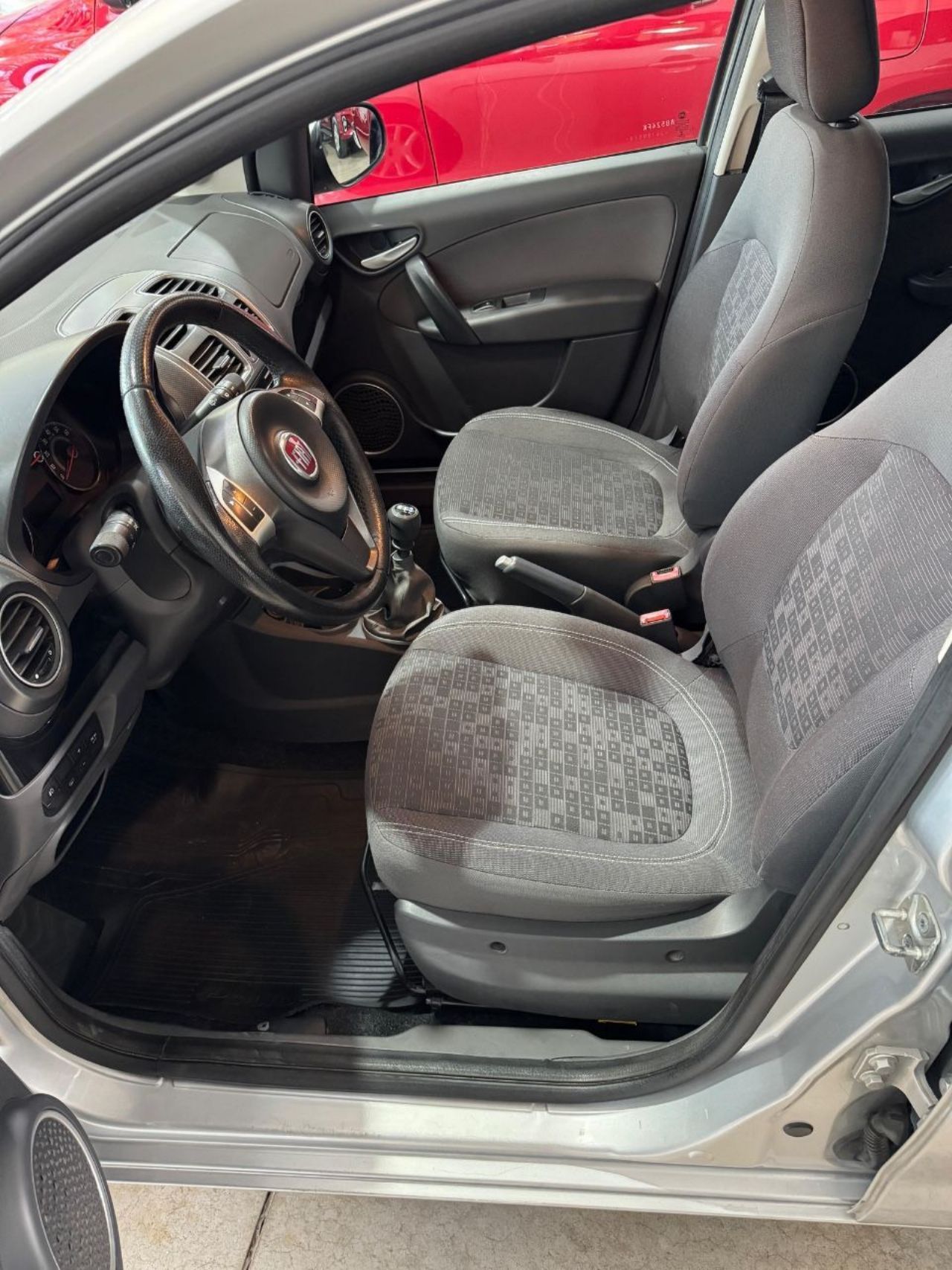 Fiat Nuevo Palio Usado Financiado en Mendoza, deRuedas
