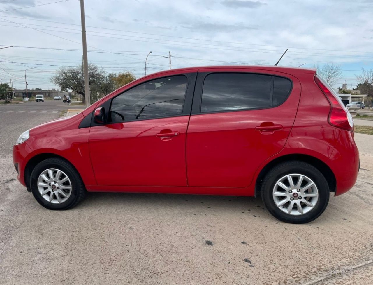 Fiat Nuevo Palio Usado en San Luis, deRuedas
