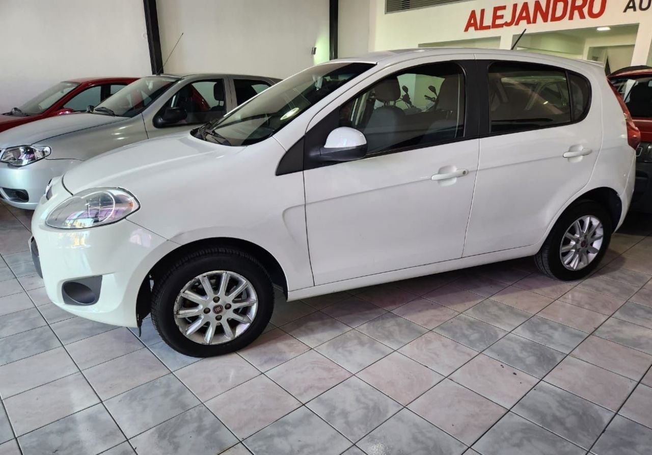 Fiat Nuevo Palio Usado Financiado en Córdoba, deRuedas