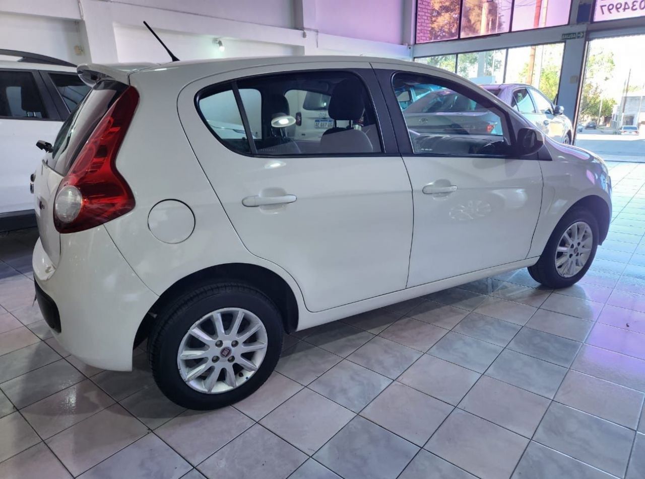 Fiat Nuevo Palio Usado Financiado en Córdoba, deRuedas