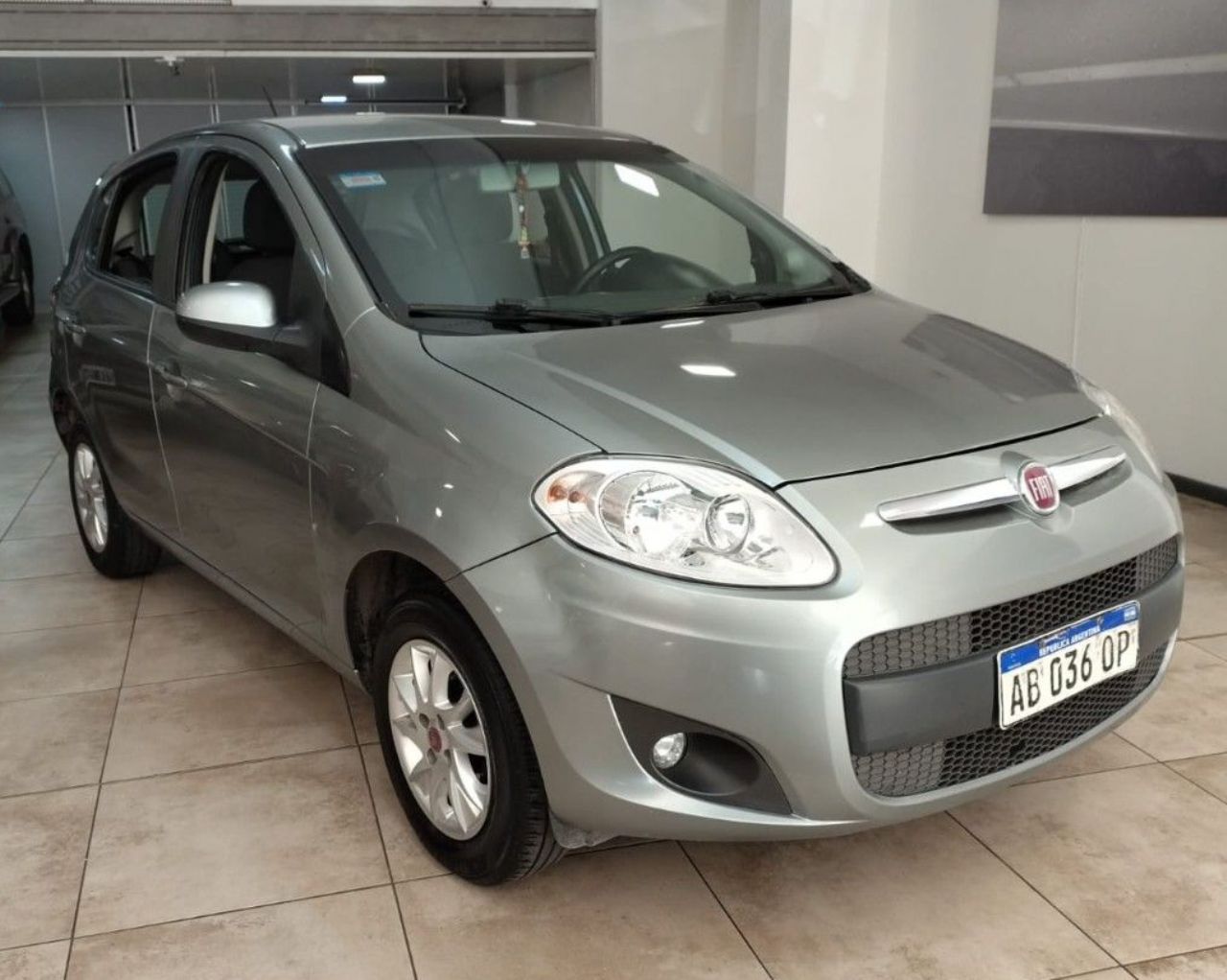 Fiat Nuevo Palio Usado Financiado en Mendoza, deRuedas