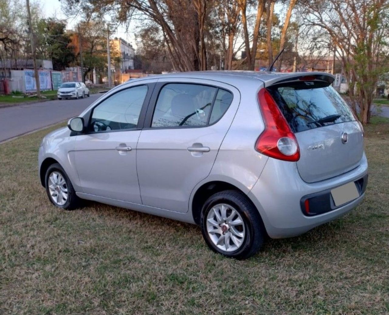 Fiat Nuevo Palio Usado Financiado en Córdoba, deRuedas