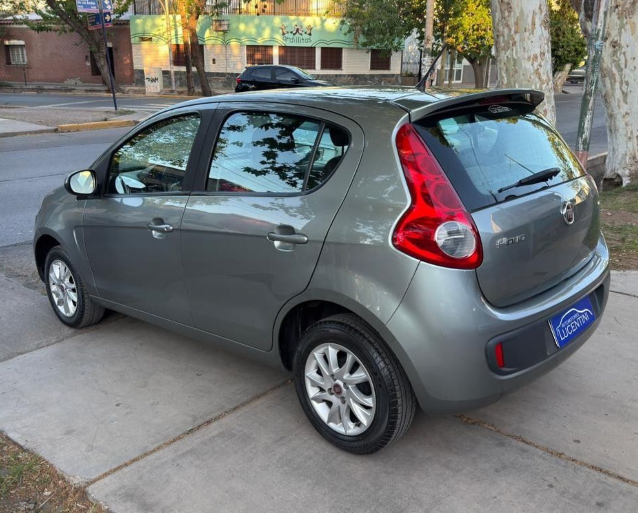 Fiat Nuevo Palio Usado Financiado en Mendoza, deRuedas