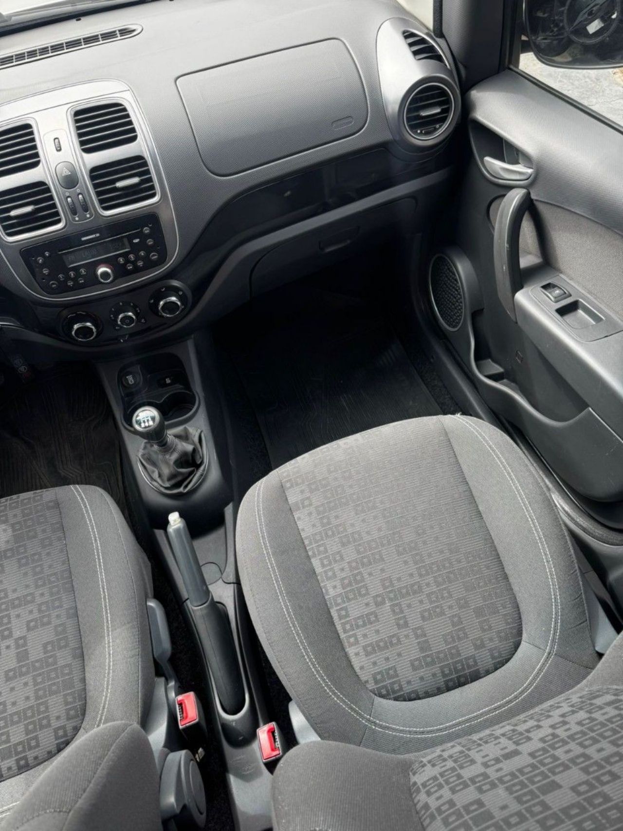 Fiat Nuevo Palio Usado Financiado en Córdoba, deRuedas