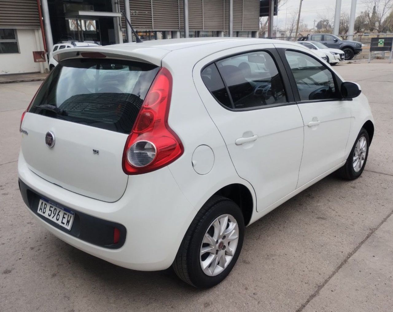 Fiat Nuevo Palio Usado en Mendoza, deRuedas