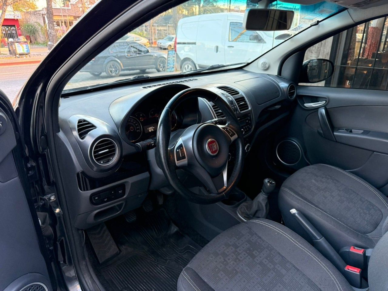 Fiat Nuevo Palio Usado Financiado en Córdoba, deRuedas