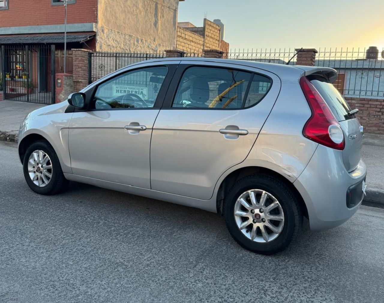 Fiat Nuevo Palio Usado Financiado en Córdoba, deRuedas