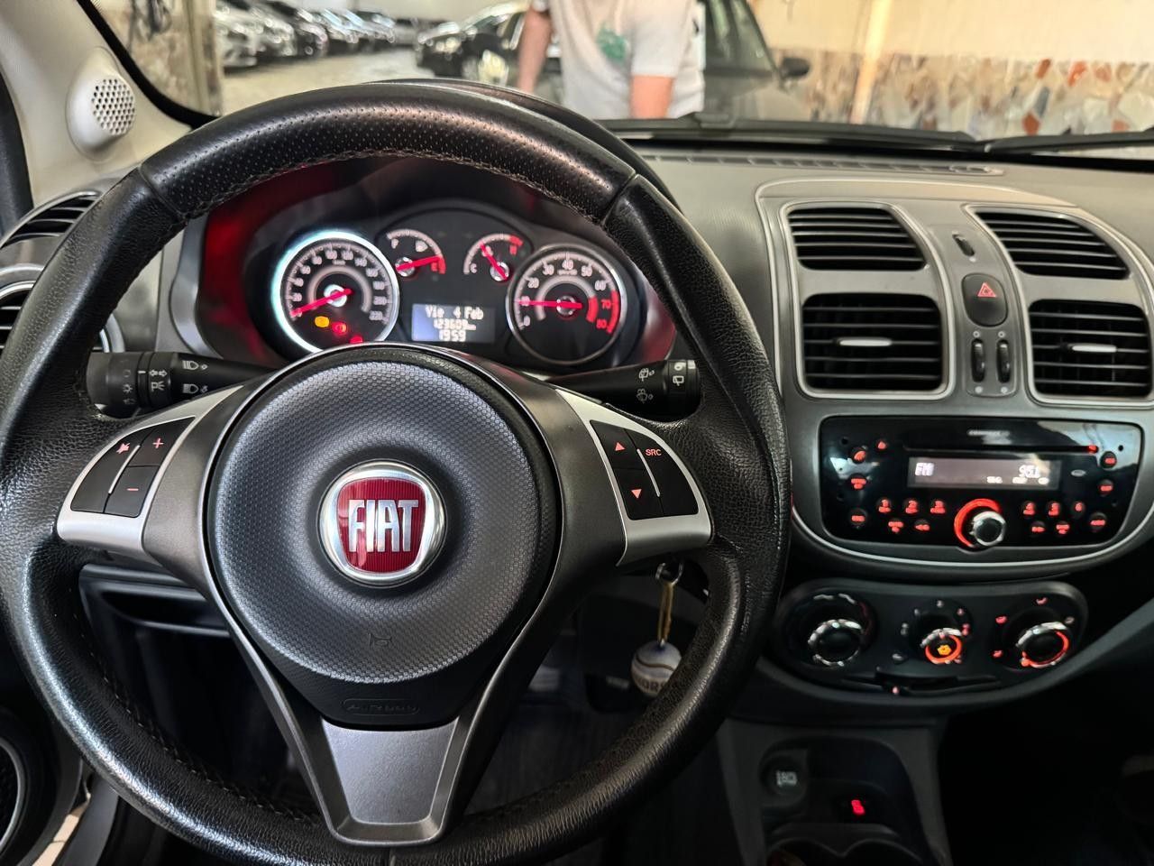 Fiat Nuevo Palio Usado Financiado en Córdoba, deRuedas