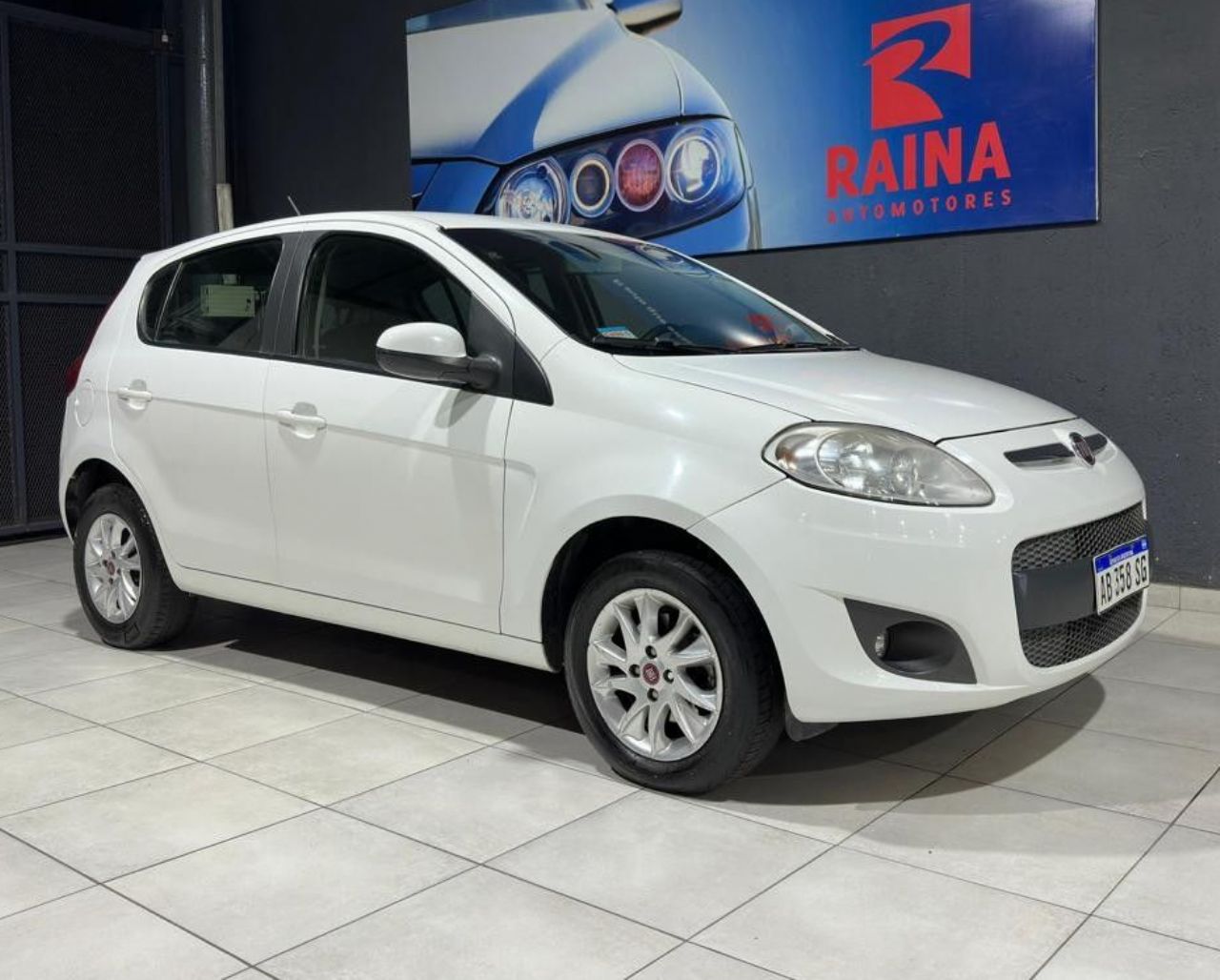 Fiat Nuevo Palio Usado Financiado en Mendoza, deRuedas