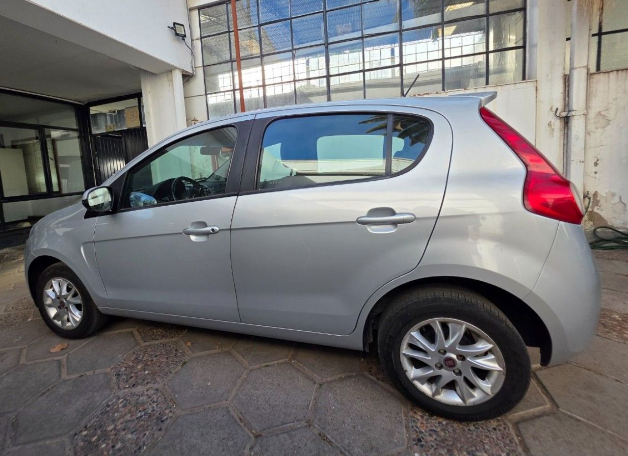Fiat Nuevo Palio Usado en Mendoza, deRuedas