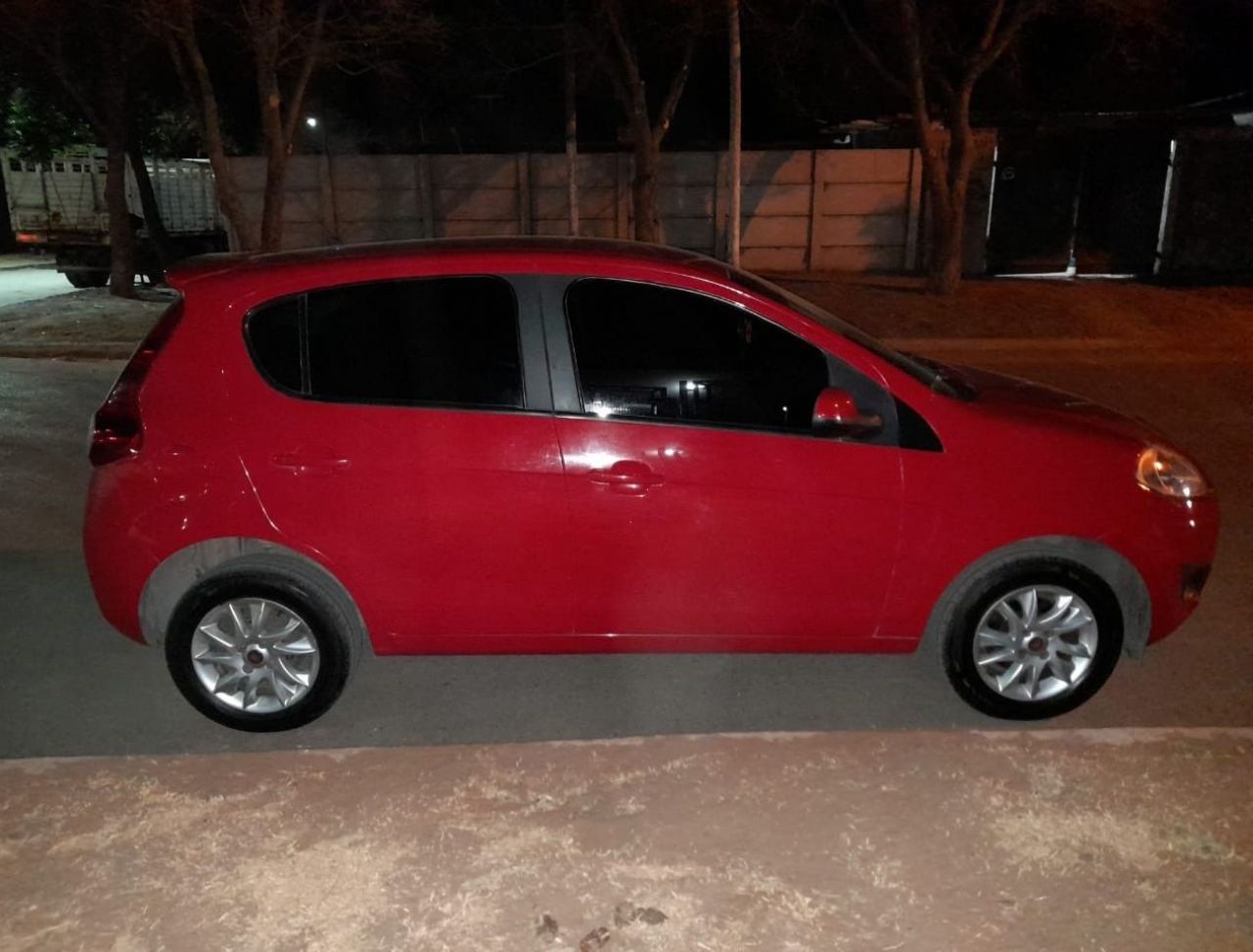 Fiat Nuevo Palio Usado en San Luis, deRuedas