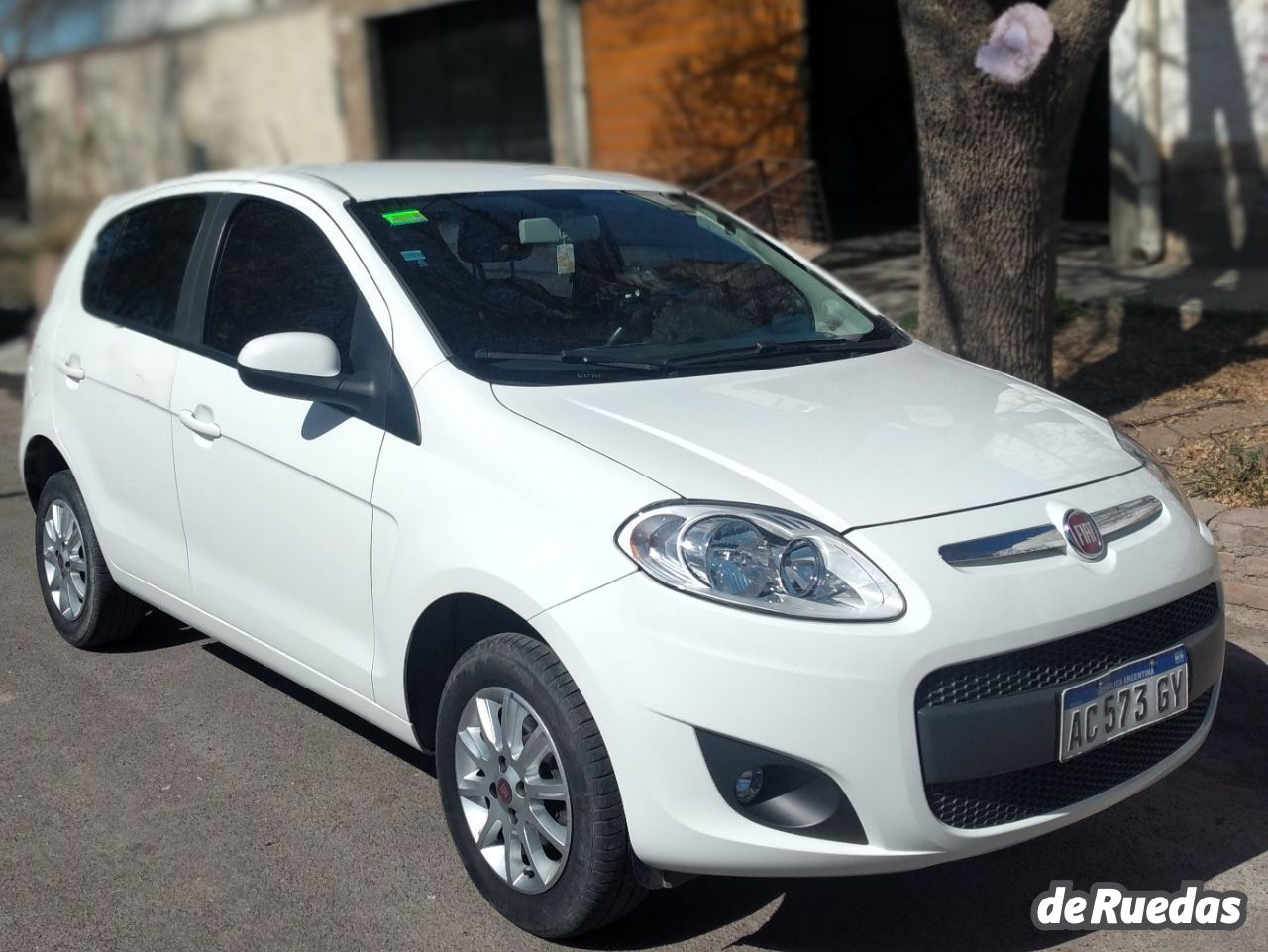 Fiat Nuevo Palio Usado en Mendoza, deRuedas