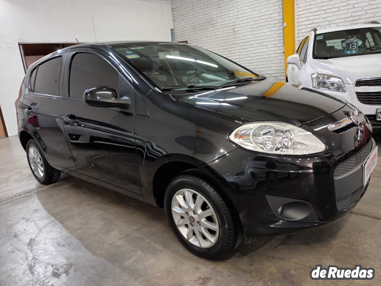 Fiat Nuevo Palio Usado en San Juan, deRuedas
