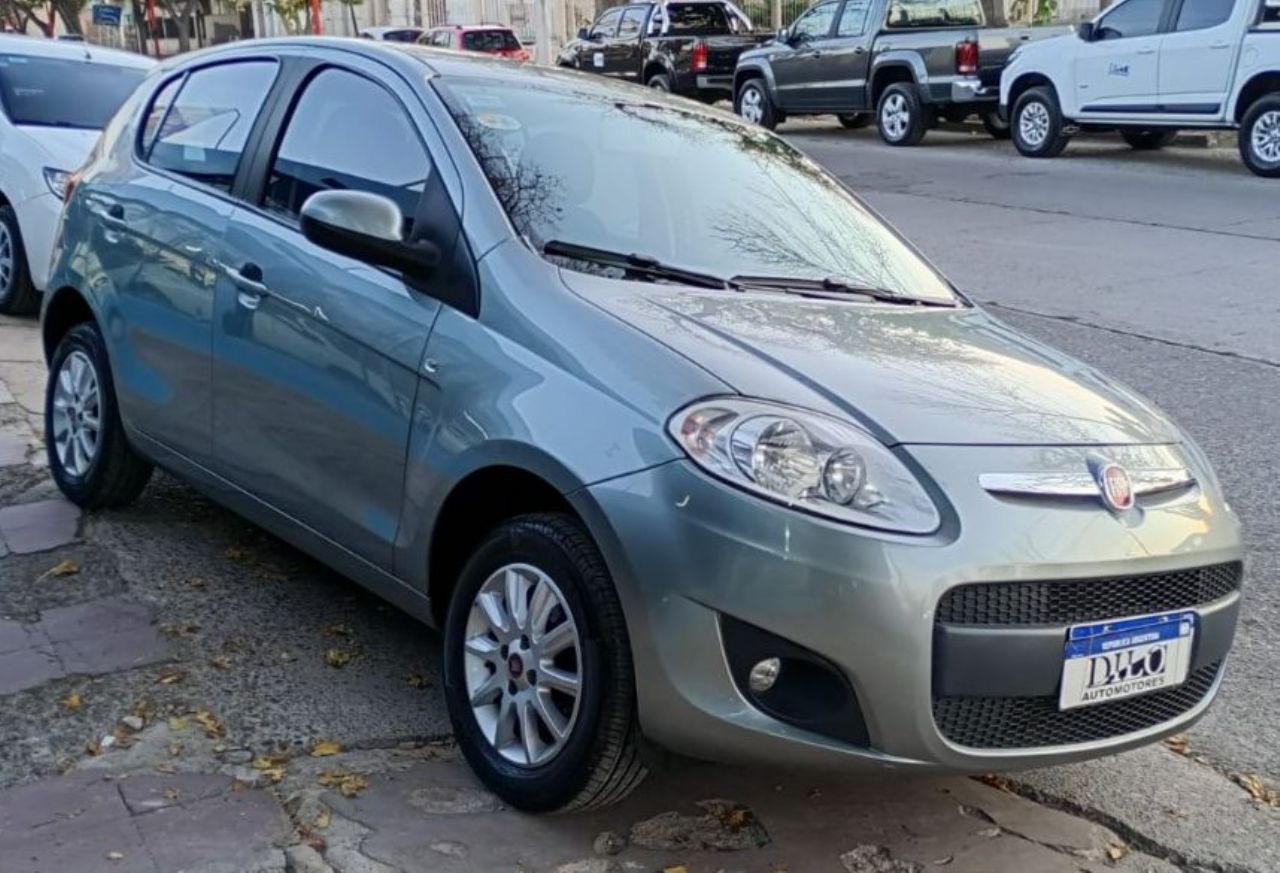 Fiat Nuevo Palio Usado Financiado en Mendoza, deRuedas