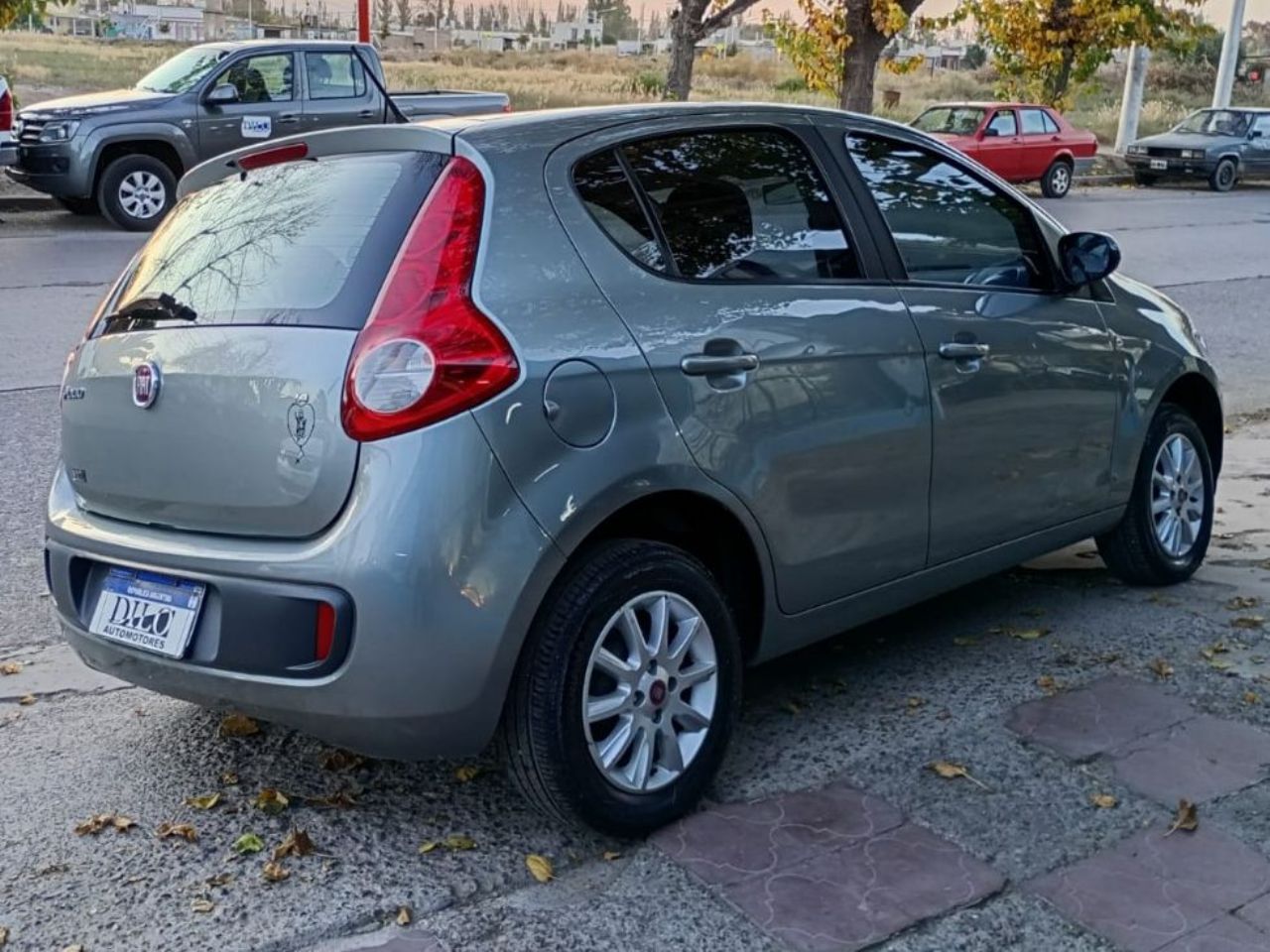 Fiat Nuevo Palio Usado Financiado en Mendoza, deRuedas