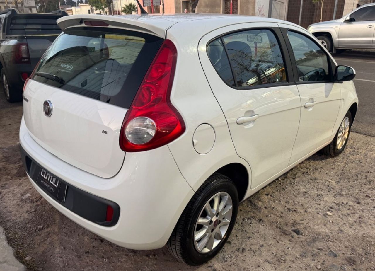 Fiat Nuevo Palio Usado Financiado en Mendoza, deRuedas