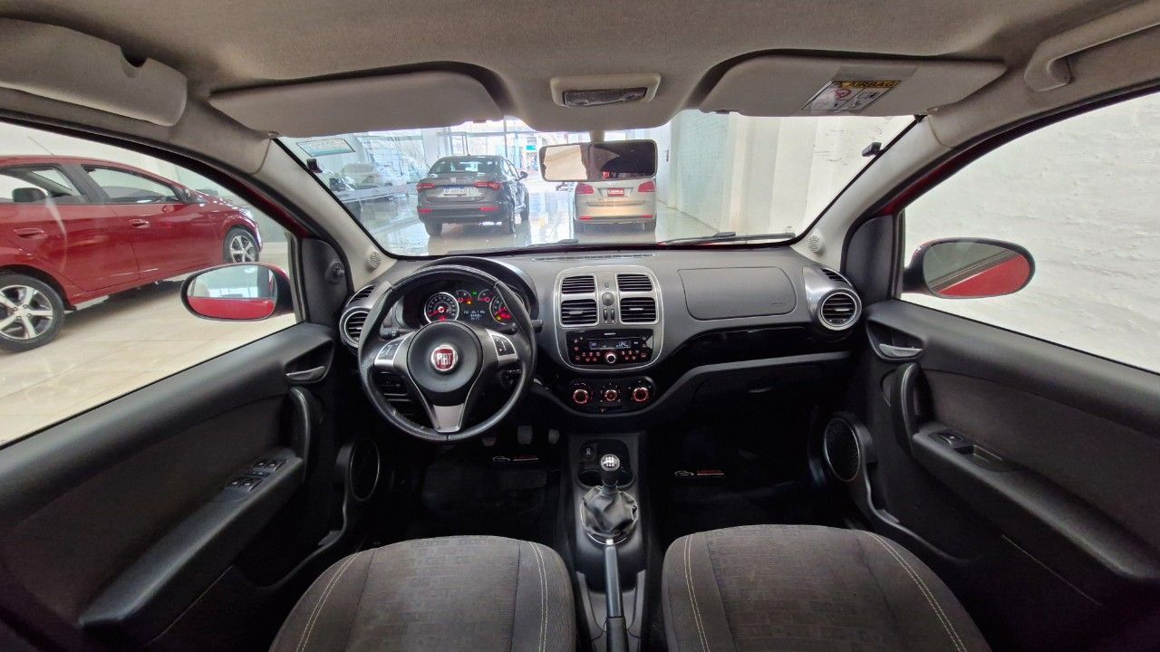 Fiat Nuevo Palio Usado Financiado en Mendoza, deRuedas
