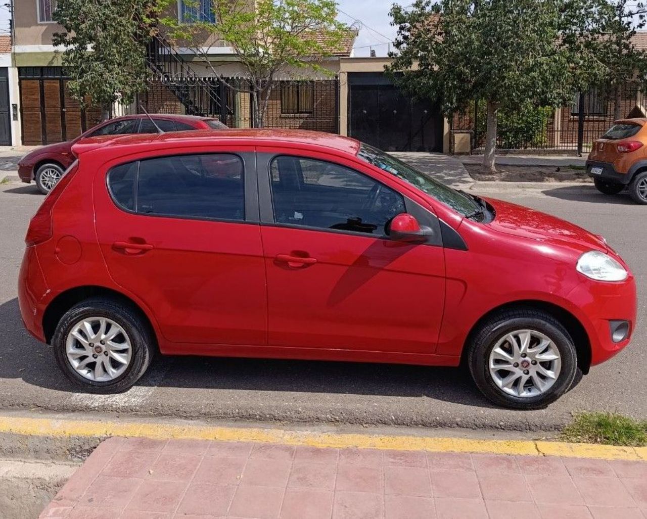 Fiat Nuevo Palio Usado Financiado en Mendoza, deRuedas