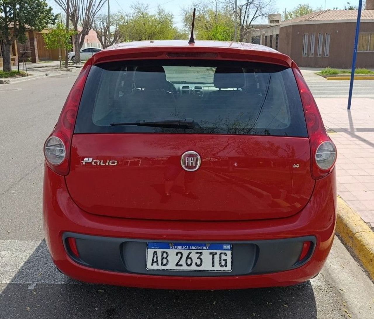 Fiat Nuevo Palio Usado Financiado en Mendoza, deRuedas