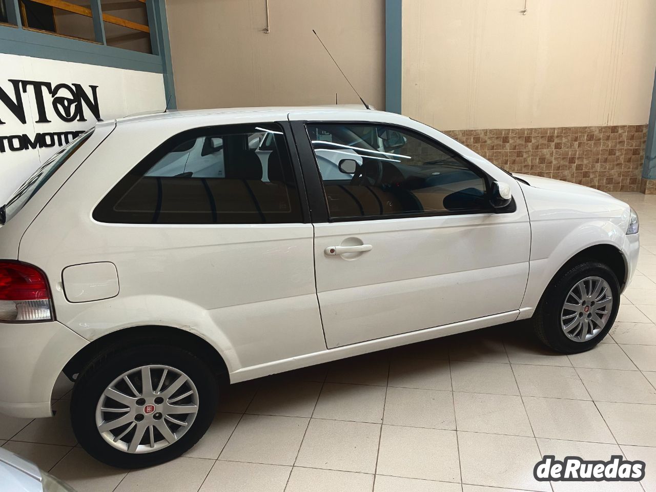 Fiat Palio Usado en Mendoza, deRuedas