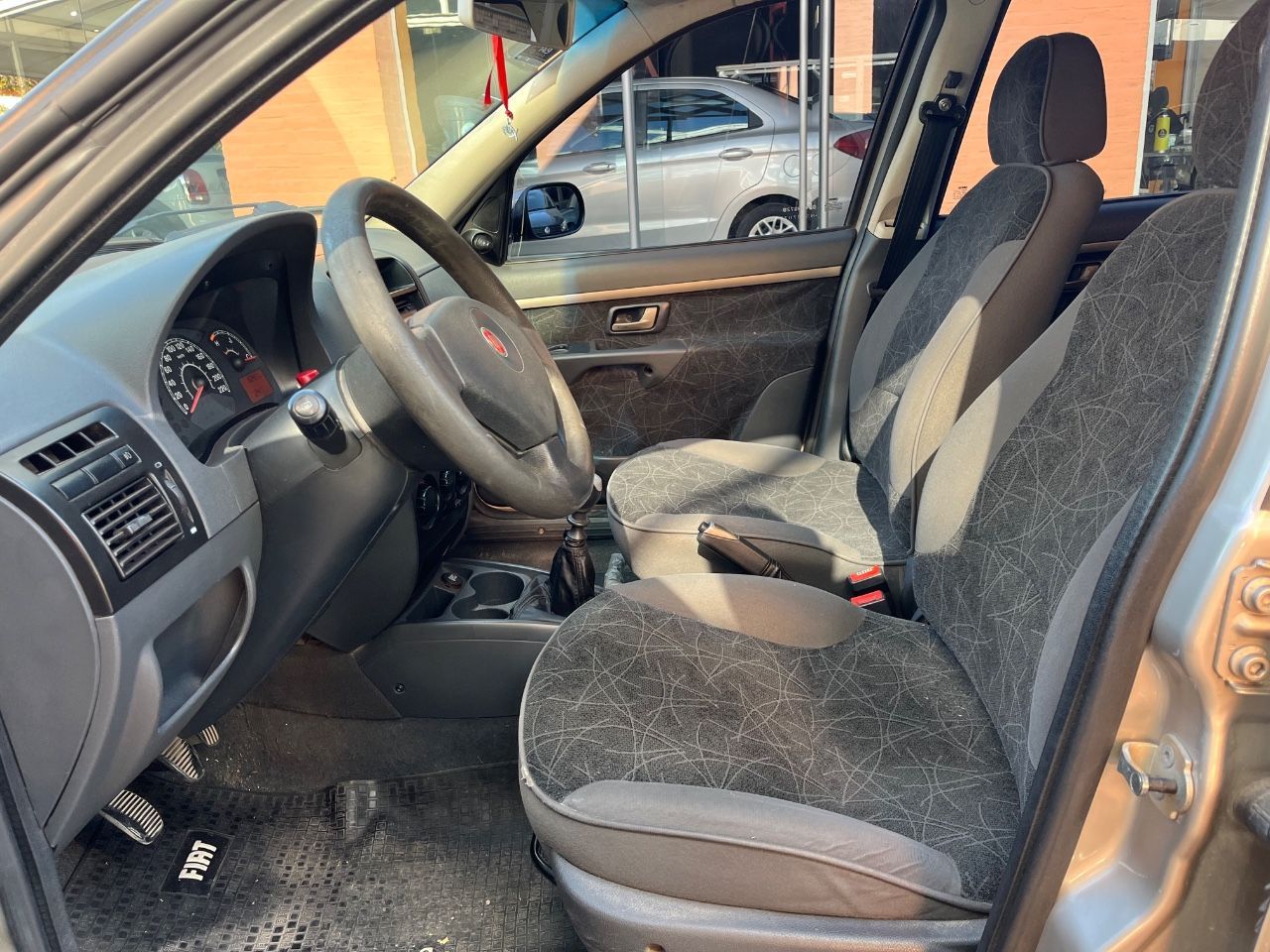 Fiat Palio Usado Financiado en Mendoza, deRuedas
